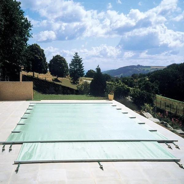 piscineale20260612114116112769
