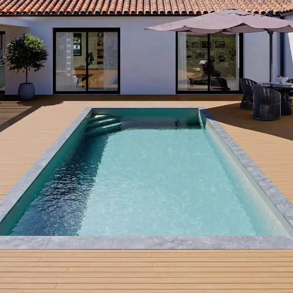 piscineale20260612114514113250