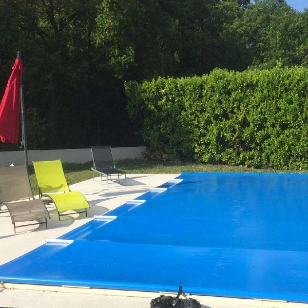 piscineale20260612114647113441